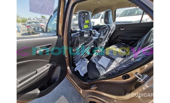 Buy Import Suzuki 750 Brown Bike in Import - Dubai in Bandundu Buy Import Suzuki 750 Brown Bike in Import - Dubai in Bandundu