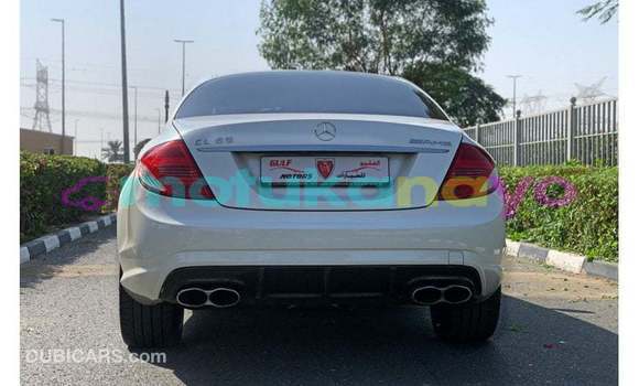 Acheter Import Voiture Mercedes-Benz 190 (W201) Blanc à Import - Dubai, Bandundu Acheter Import Voiture Mercedes-Benz 190 (W201) Blanc à Import - Dubai, Bandundu