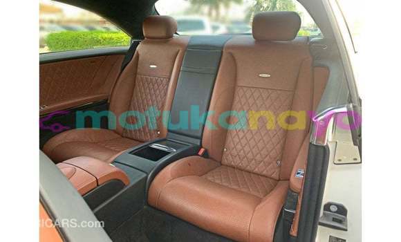 Acheter Import Voiture Mercedes-Benz 190 (W201) Blanc à Import - Dubai, Bandundu Acheter Import Voiture Mercedes-Benz 190 (W201) Blanc à Import - Dubai, Bandundu