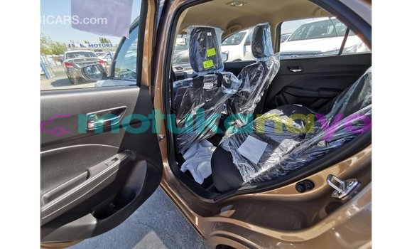 Buy Import Suzuki 750 Brown Bike in Import - Dubai in Bandundu Buy Import Suzuki 750 Brown Bike in Import - Dubai in Bandundu