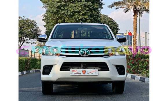 Acheter Import Voiture Toyota Hilux Blanc à Import - Dubai, Bandundu Acheter Import Voiture Toyota Hilux Blanc à Import - Dubai, Bandundu