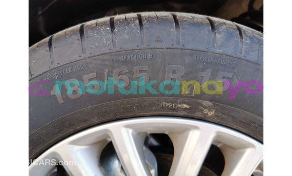 Buy Import Suzuki 750 Other Bike in Import - Dubai in Bandundu Buy Import Suzuki 750 Other Bike in Import - Dubai in Bandundu