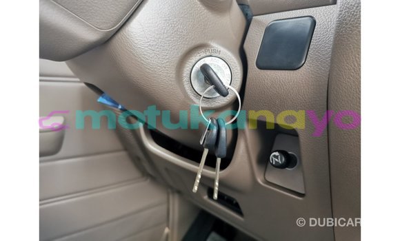 Buy Import Toyota Land Cruiser White Car in Import - Dubai in Bandundu Buy Import Toyota Land Cruiser White Car in Import - Dubai in Bandundu