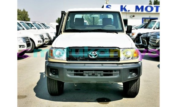 Buy Import Toyota Land Cruiser Beige Car in Import - Dubai in Bandundu Buy Import Toyota Land Cruiser Beige Car in Import - Dubai in Bandundu