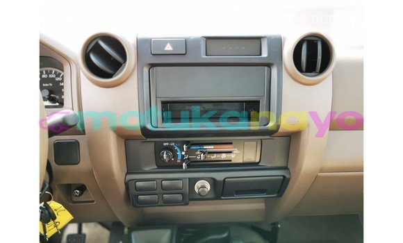 Buy Import Toyota Land Cruiser Beige Car in Import - Dubai in Bandundu Buy Import Toyota Land Cruiser Beige Car in Import - Dubai in Bandundu