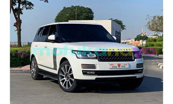 Acheter Import Voiture Land Rover Range Rover Blanc à Import - Dubai, Bandundu Acheter Import Voiture Land Rover Range Rover Blanc à Import - Dubai, Bandundu