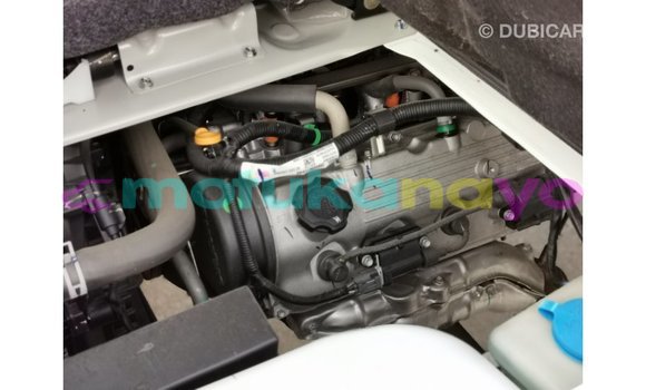 Buy Import Suzuki Carry White Car in Import - Dubai in Bandundu Buy Import Suzuki Carry White Car in Import - Dubai in Bandundu