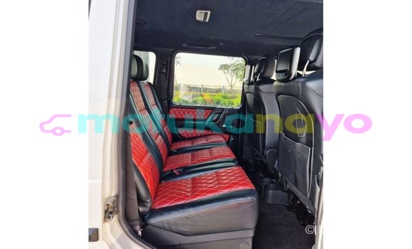 Buy Import Mercedes-Benz 190 (W201) White Car in Import - Dubai in Bandundu Buy Import Mercedes-Benz 190 (W201) White Car in Import - Dubai in Bandundu