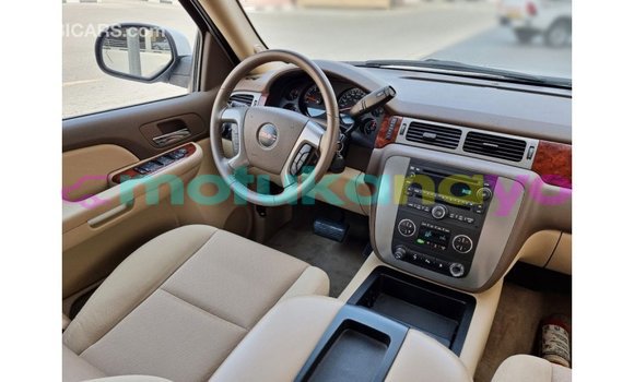 Buy Import GMC Yukon White Car in Import - Dubai in Bandundu Buy Import GMC Yukon White Car in Import - Dubai in Bandundu