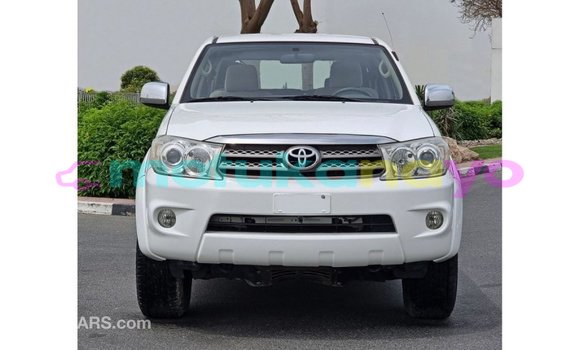 Buy Import Toyota Fortuner White Car in Import - Dubai in Bandundu Buy Import Toyota Fortuner White Car in Import - Dubai in Bandundu
