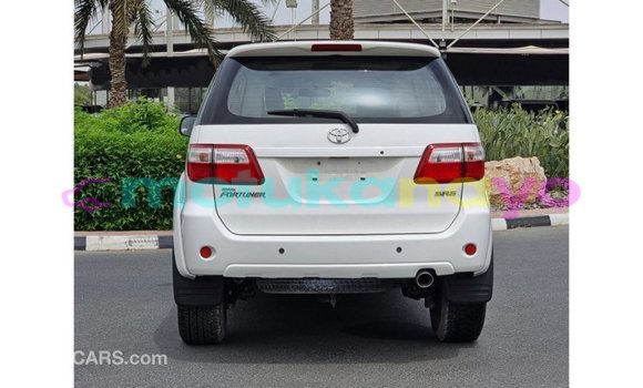 Buy Import Toyota Fortuner White Car in Import - Dubai in Bandundu Buy Import Toyota Fortuner White Car in Import - Dubai in Bandundu