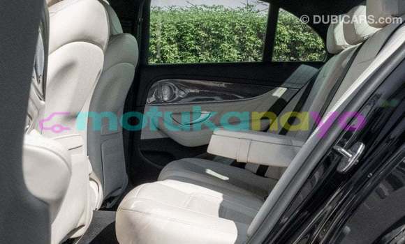 Buy Import Mercedes-Benz 190 (W201) Black Car in Import - Dubai in Bandundu Buy Import Mercedes-Benz 190 (W201) Black Car in Import - Dubai in Bandundu