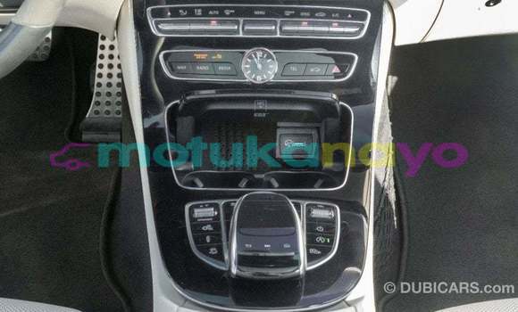 Buy Import Mercedes-Benz 190 (W201) Black Car in Import - Dubai in Bandundu Buy Import Mercedes-Benz 190 (W201) Black Car in Import - Dubai in Bandundu