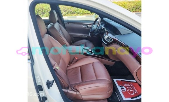 Buy Import Mercedes-Benz 190 (W201) White Car in Import - Dubai in Bandundu Buy Import Mercedes-Benz 190 (W201) White Car in Import - Dubai in Bandundu