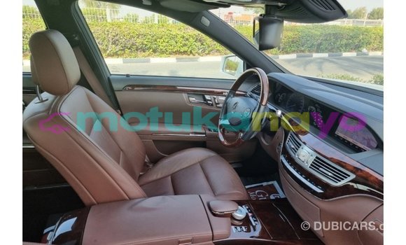 Buy Import Mercedes-Benz 190 (W201) White Car in Import - Dubai in Bandundu Buy Import Mercedes-Benz 190 (W201) White Car in Import - Dubai in Bandundu
