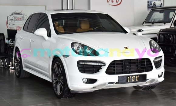 Buy Import Porsche Cayenne White Car in Import - Dubai in Bandundu Buy Import Porsche Cayenne White Car in Import - Dubai in Bandundu
