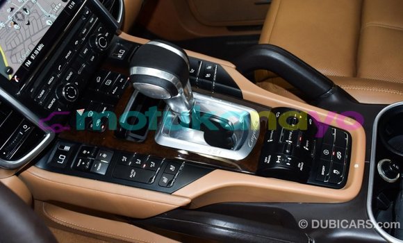 Buy Import Porsche Cayenne White Car in Import - Dubai in Bandundu Buy Import Porsche Cayenne White Car in Import - Dubai in Bandundu