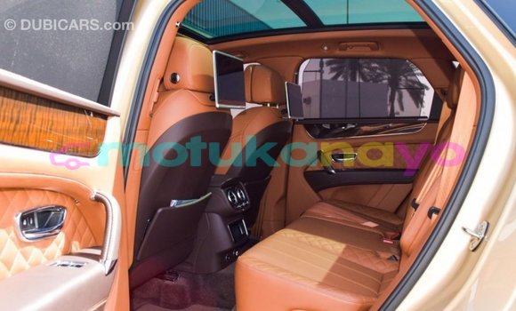 Buy Import Bentley Bentayga Other Car in Import - Dubai in Bandundu Buy Import Bentley Bentayga Other Car in Import - Dubai in Bandundu