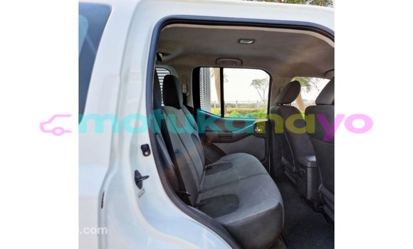 Buy Import Nissan Xterra White Car in Import - Dubai in Bandundu Buy Import Nissan Xterra White Car in Import - Dubai in Bandundu