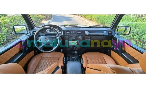 Buy Import Mercedes-Benz 190 (W201) Green Car in Import - Dubai in Bandundu Buy Import Mercedes-Benz 190 (W201) Green Car in Import - Dubai in Bandundu