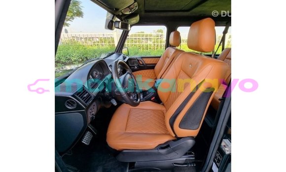Buy Import Mercedes-Benz 190 (W201) Green Car in Import - Dubai in Bandundu Buy Import Mercedes-Benz 190 (W201) Green Car in Import - Dubai in Bandundu