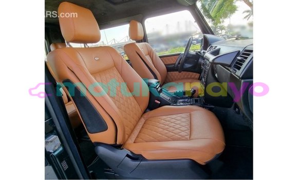 Buy Import Mercedes-Benz 190 (W201) Green Car in Import - Dubai in Bandundu Buy Import Mercedes-Benz 190 (W201) Green Car in Import - Dubai in Bandundu