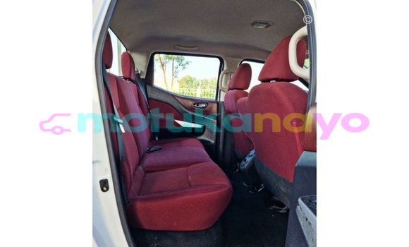 Acheter Import Voiture Nissan Navara Blanc à Import - Dubai, Bandundu Acheter Import Voiture Nissan Navara Blanc à Import - Dubai, Bandundu