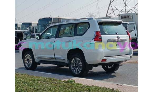 Buy Import Toyota Prado White Car in Import - Dubai in Bandundu Buy Import Toyota Prado White Car in Import - Dubai in Bandundu
