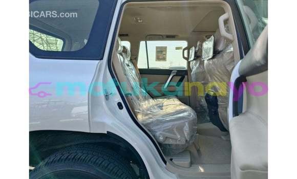 Buy Import Toyota Prado White Car in Import - Dubai in Bandundu Buy Import Toyota Prado White Car in Import - Dubai in Bandundu