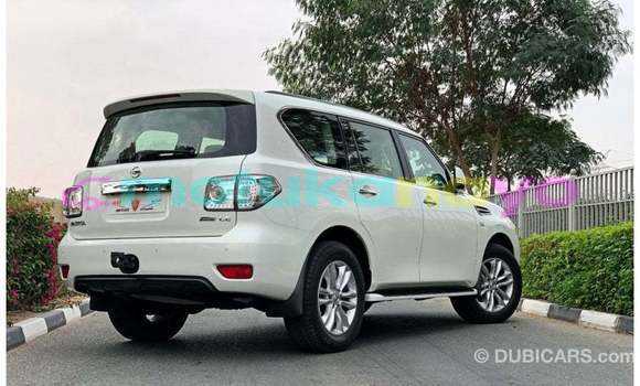 Acheter Import Voiture Nissan Patrol Blanc à Import - Dubai, Bandundu Acheter Import Voiture Nissan Patrol Blanc à Import - Dubai, Bandundu