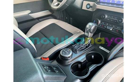 Buy Import Ford Bronco White Car in Import - Dubai in Bandundu Buy Import Ford Bronco White Car in Import - Dubai in Bandundu