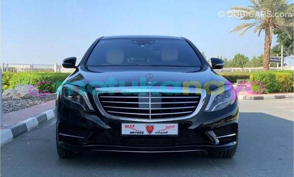 Acheter Import Voiture Mercedes-Benz 190 (W201) Noir à Import - Dubai, Bandundu Acheter Import Voiture Mercedes-Benz 190 (W201) Noir à Import - Dubai, Bandundu