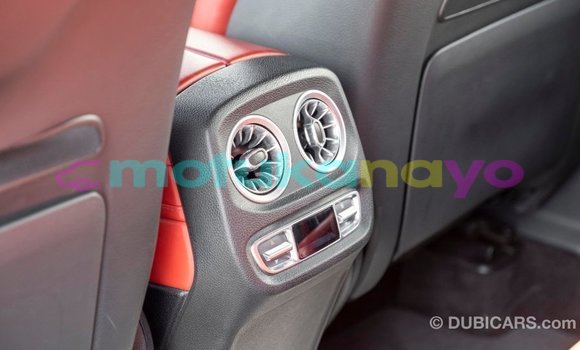 Acheter Import Voiture Mercedes-Benz 190 (W201) Blanc à Import - Dubai, Bandundu Acheter Import Voiture Mercedes-Benz 190 (W201) Blanc à Import - Dubai, Bandundu