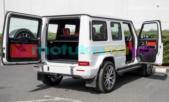 Buy Import Mercedes-Benz 190 (W201) White Car in Import - Dubai in Bandundu Buy Import Mercedes-Benz 190 (W201) White Car in Import - Dubai in Bandundu