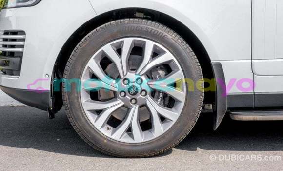 Acheter Import Voiture Land Rover Range Rover Blanc à Import - Dubai, Bandundu Acheter Import Voiture Land Rover Range Rover Blanc à Import - Dubai, Bandundu
