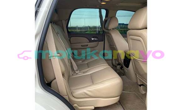 Buy Import Chevrolet Tahoe White Car in Import - Dubai in Bandundu Buy Import Chevrolet Tahoe White Car in Import - Dubai in Bandundu