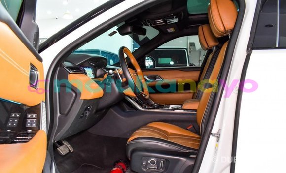 Buy Import Land Rover Range Rover White Car in Import - Dubai in Bandundu Buy Import Land Rover Range Rover White Car in Import - Dubai in Bandundu