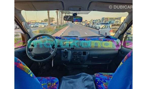 Acheter Import Voiture Toyota Hiace Blanc à Import - Dubai, Bandundu Acheter Import Voiture Toyota Hiace Blanc à Import - Dubai, Bandundu