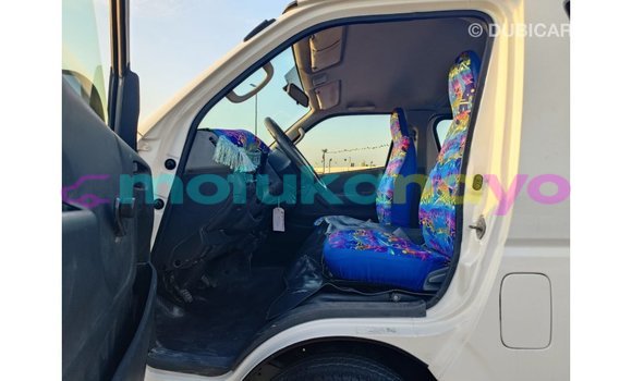 Acheter Import Voiture Toyota Hiace Blanc à Import - Dubai, Bandundu Acheter Import Voiture Toyota Hiace Blanc à Import - Dubai, Bandundu