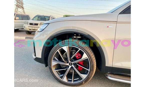 Buy Import Audi Q5 Beige Car in Import - Dubai in Bandundu Buy Import Audi Q5 Beige Car in Import - Dubai in Bandundu