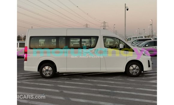 Buy Import Toyota Hiace White Car in Import - Dubai in Bandundu Buy Import Toyota Hiace White Car in Import - Dubai in Bandundu