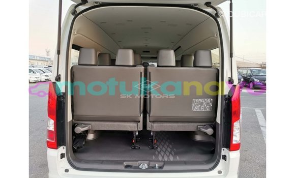 Buy Import Toyota Hiace White Car in Import - Dubai in Bandundu Buy Import Toyota Hiace White Car in Import - Dubai in Bandundu