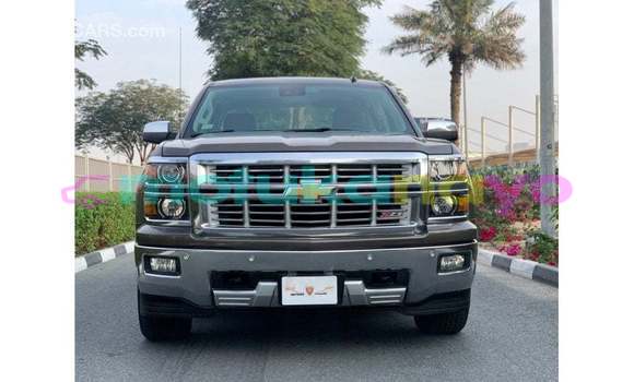 Acheter Import Voiture Chevrolet Silverado Marron à Import - Dubai, Bandundu Acheter Import Voiture Chevrolet Silverado Marron à Import - Dubai, Bandundu