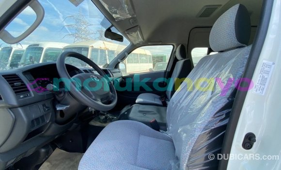 Buy Import Toyota Hiace White Car in Import - Dubai in Bandundu Buy Import Toyota Hiace White Car in Import - Dubai in Bandundu