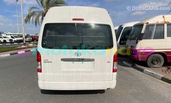 Buy Import Toyota Hiace White Car in Import - Dubai in Bandundu Buy Import Toyota Hiace White Car in Import - Dubai in Bandundu