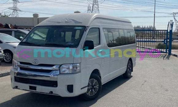 Buy Import Toyota Hiace White Car in Import - Dubai in Bandundu Buy Import Toyota Hiace White Car in Import - Dubai in Bandundu