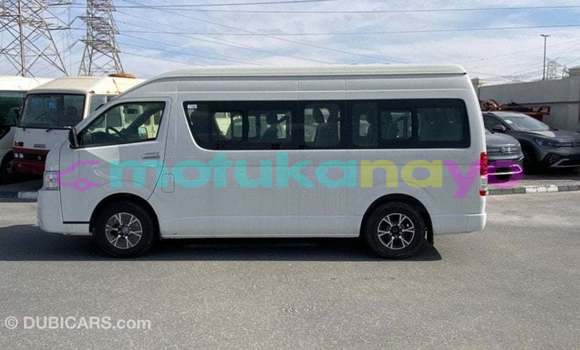 Buy Import Toyota Hiace White Car in Import - Dubai in Bandundu Buy Import Toyota Hiace White Car in Import - Dubai in Bandundu