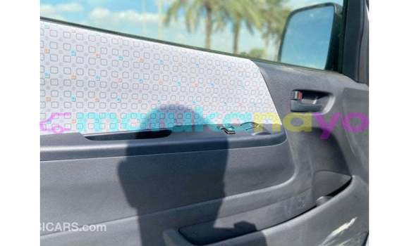 Buy Import Toyota Hiace White Car in Import - Dubai in Bandundu Buy Import Toyota Hiace White Car in Import - Dubai in Bandundu