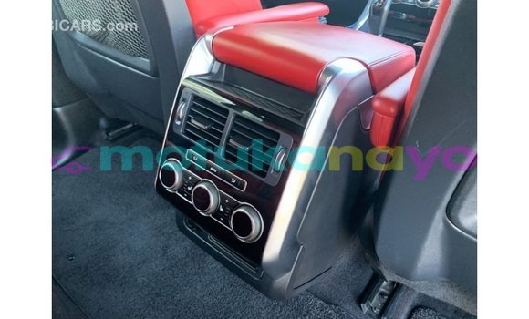 Acheter Import Voiture Land Rover Range Rover Blanc à Import - Dubai, Bandundu Acheter Import Voiture Land Rover Range Rover Blanc à Import - Dubai, Bandundu