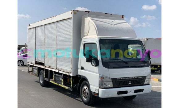 Acheter Import Utilitaire Mitsubishi L400 Blanc à Import - Dubai, Bandundu